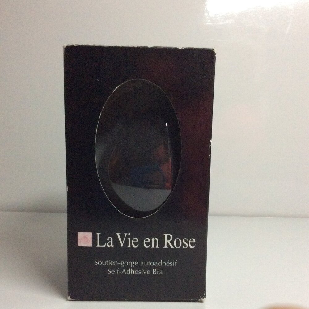 La Vie en Rose Self-adhesive Bra (Size D/ Black)